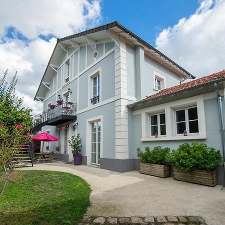 Roulotte Insolite Avec Terrasse Proche Paris Noisy-le-Grand Εξωτερικό φωτογραφία